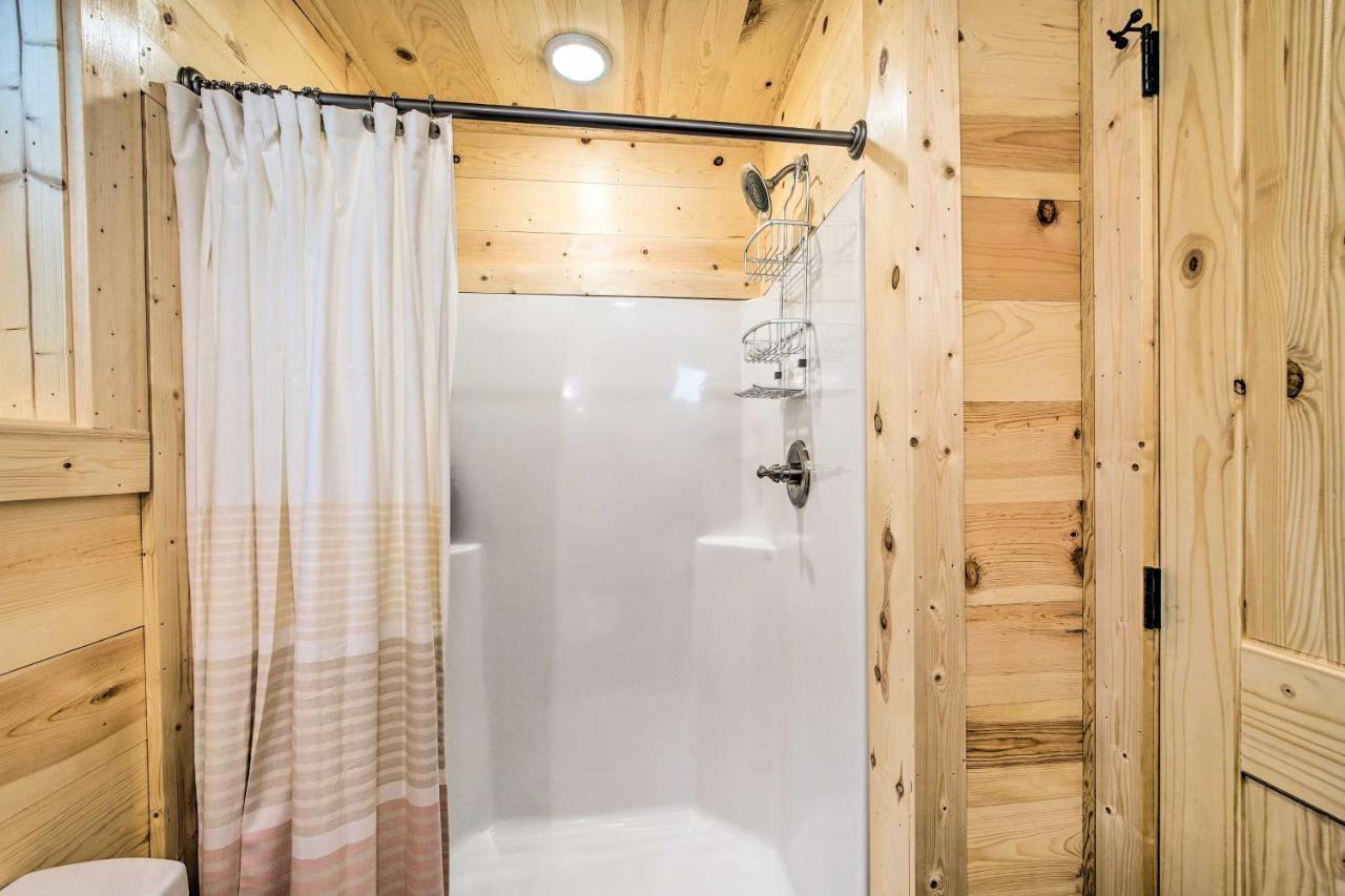 Stylish Cabin By Beavers Bend Hot Tub And Fire Pit Broken Bow Exterior foto