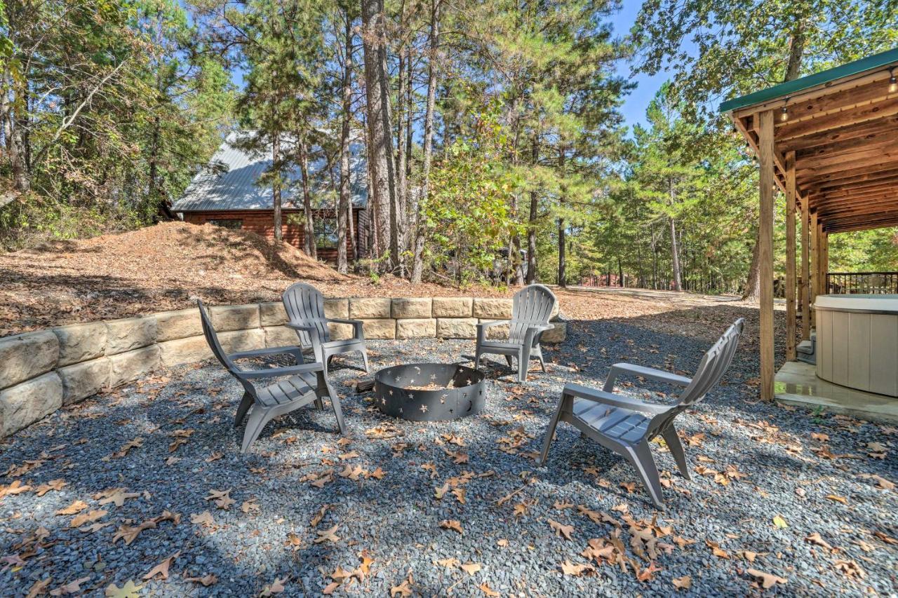 Stylish Cabin By Beavers Bend Hot Tub And Fire Pit Broken Bow Exterior foto