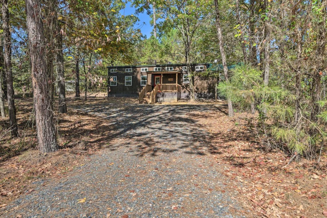 Stylish Cabin By Beavers Bend Hot Tub And Fire Pit Broken Bow Exterior foto